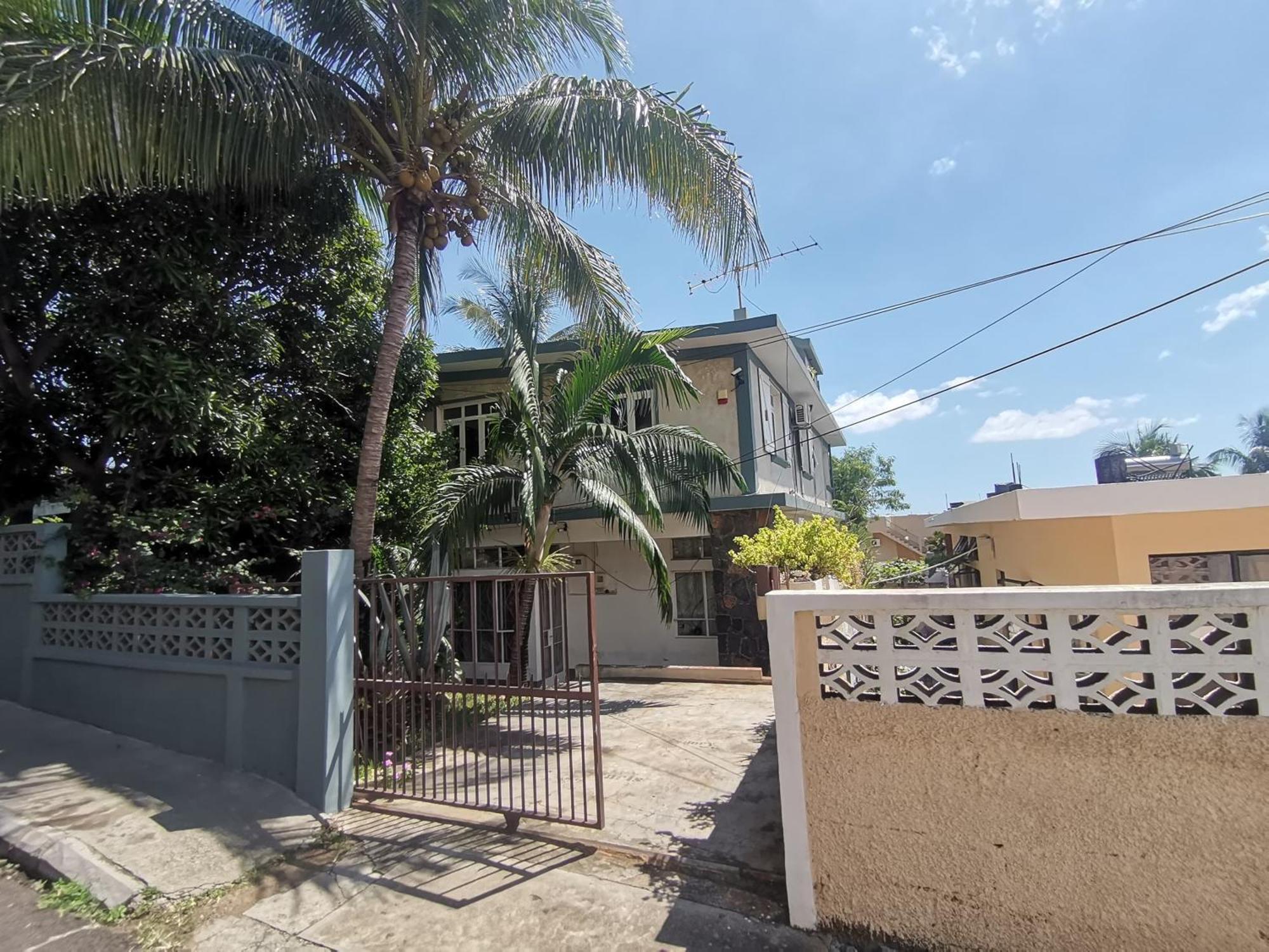 Modern Apartment/3Bedrooms/2Bathrooms/Rooftop/Jacuzzi Pointe aux Sable Ngoại thất bức ảnh