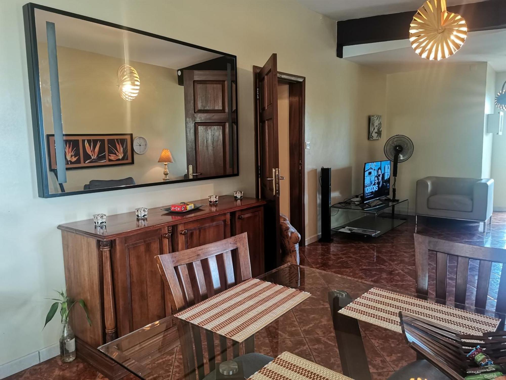 Modern Apartment/3Bedrooms/2Bathrooms/Rooftop/Jacuzzi Pointe aux Sable Ngoại thất bức ảnh