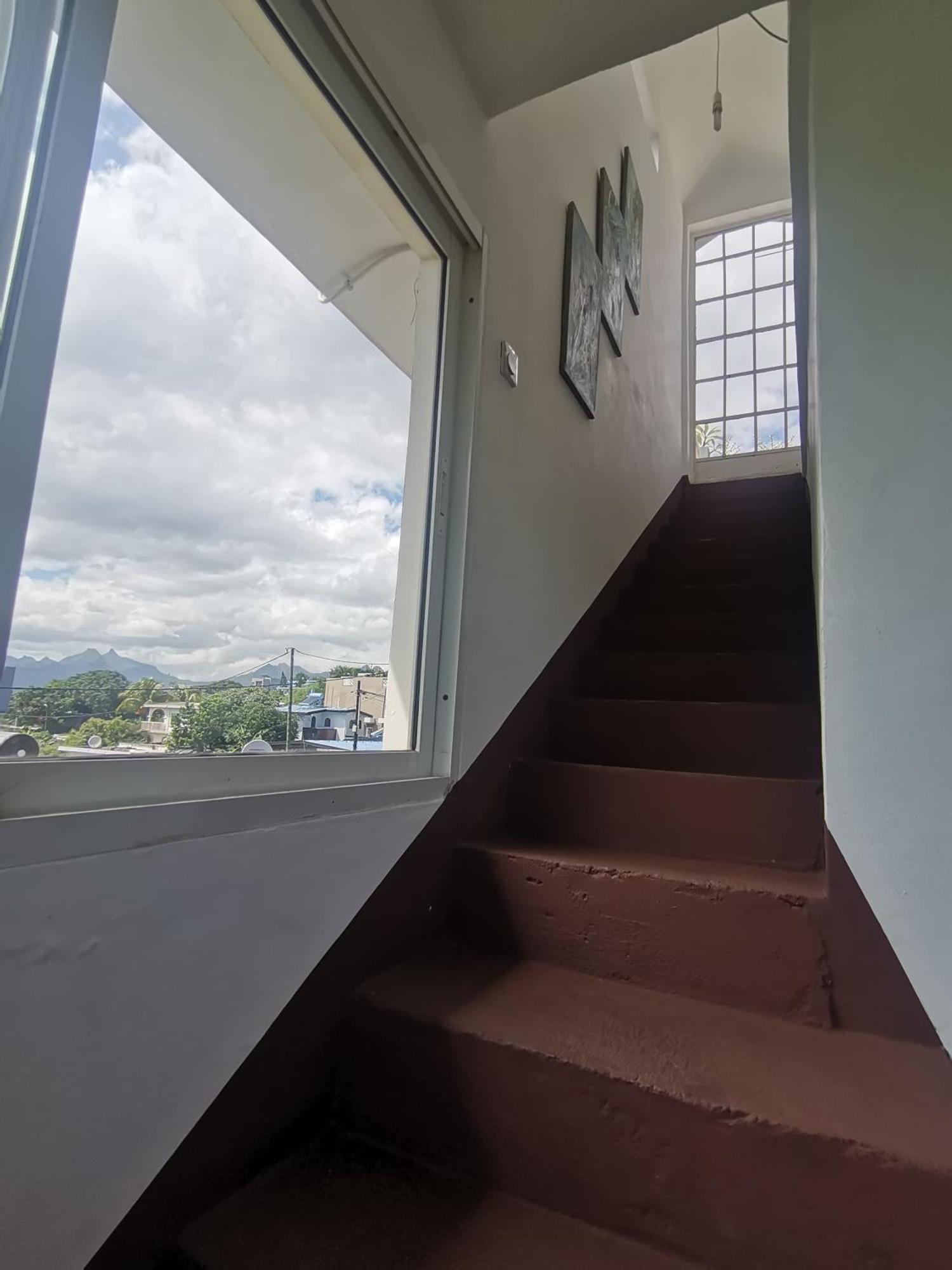 Modern Apartment/3Bedrooms/2Bathrooms/Rooftop/Jacuzzi Pointe aux Sable Ngoại thất bức ảnh