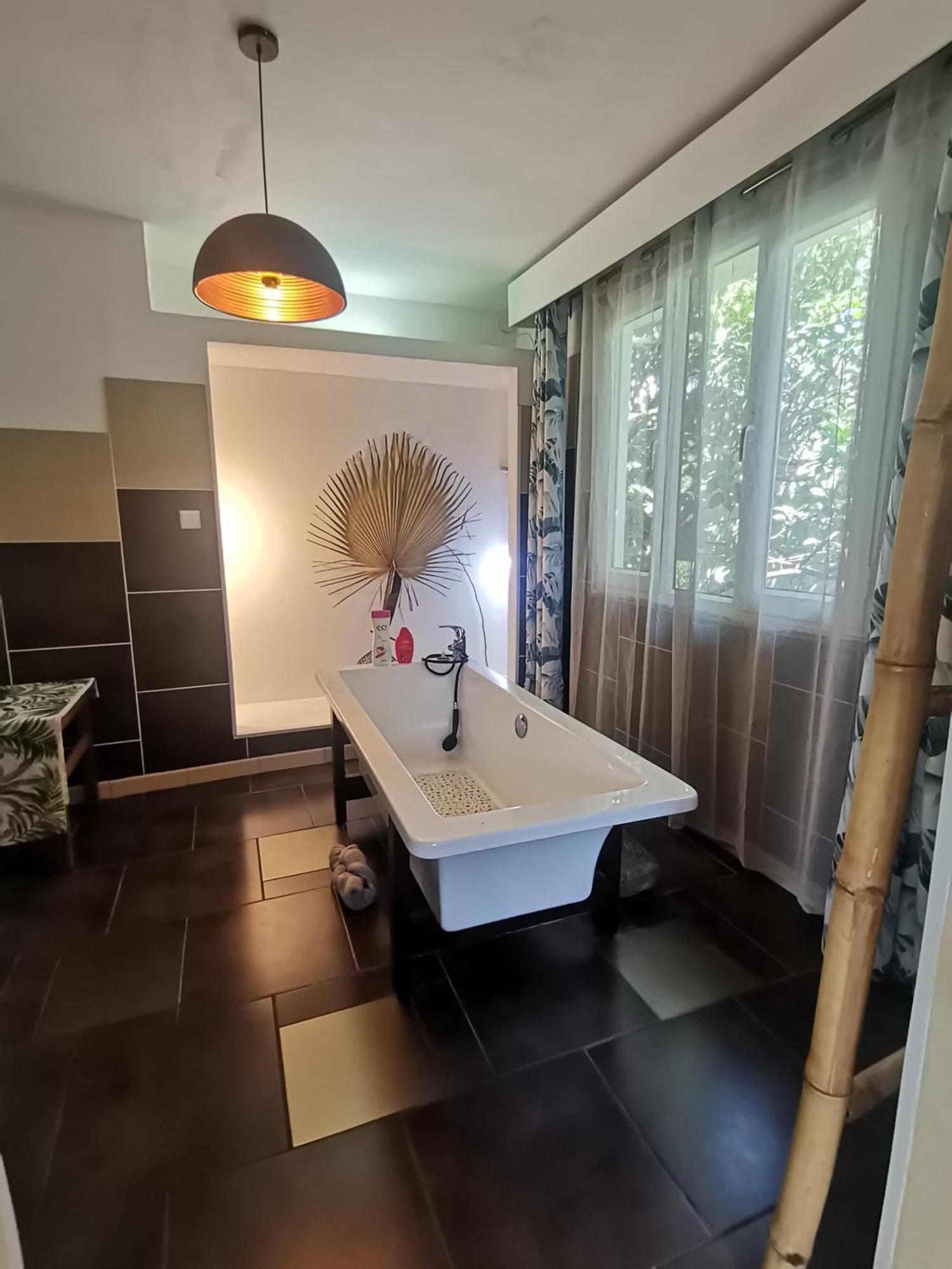 Modern Apartment/3Bedrooms/2Bathrooms/Rooftop/Jacuzzi Pointe aux Sable Ngoại thất bức ảnh